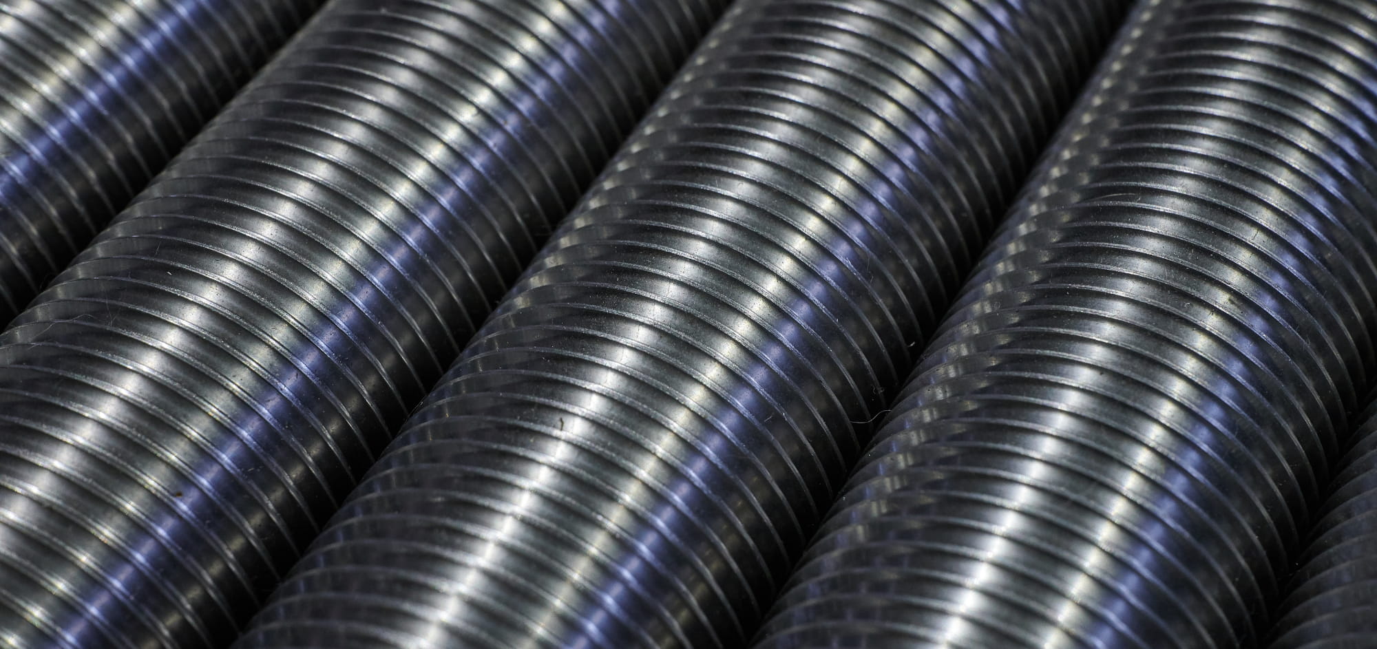 Large diameter industrial steel headless bolts